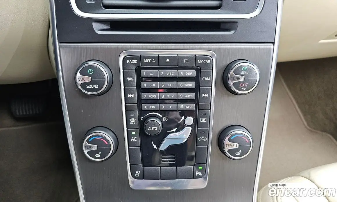 Volvo S60 2013 2.5 автомат (гидро), фото 19 Volvo S60 2013 2.5 автомат (гидро), фото 19