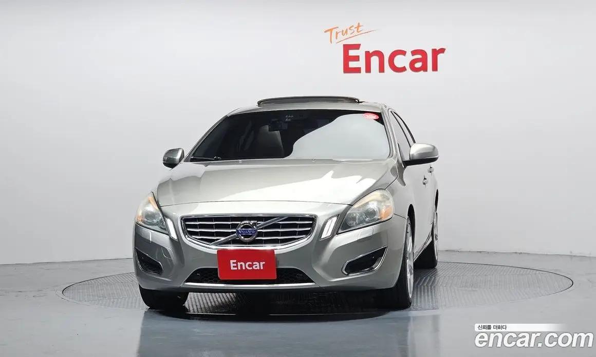 Volvo S60 2013 2.5 автомат (гидро), фото 3 Volvo S60 2013 2.5 автомат (гидро), фото 3