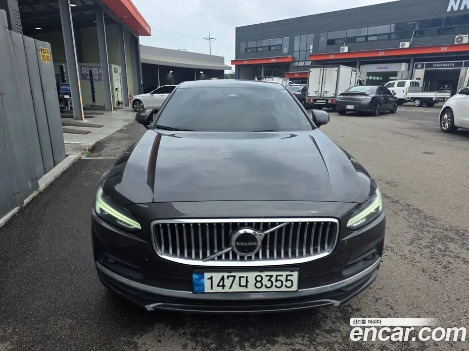 Volvo S90 2022 2.0 автомат (гидро), фото 1 Volvo S90 2022 2.0 автомат (гидро), фото 1