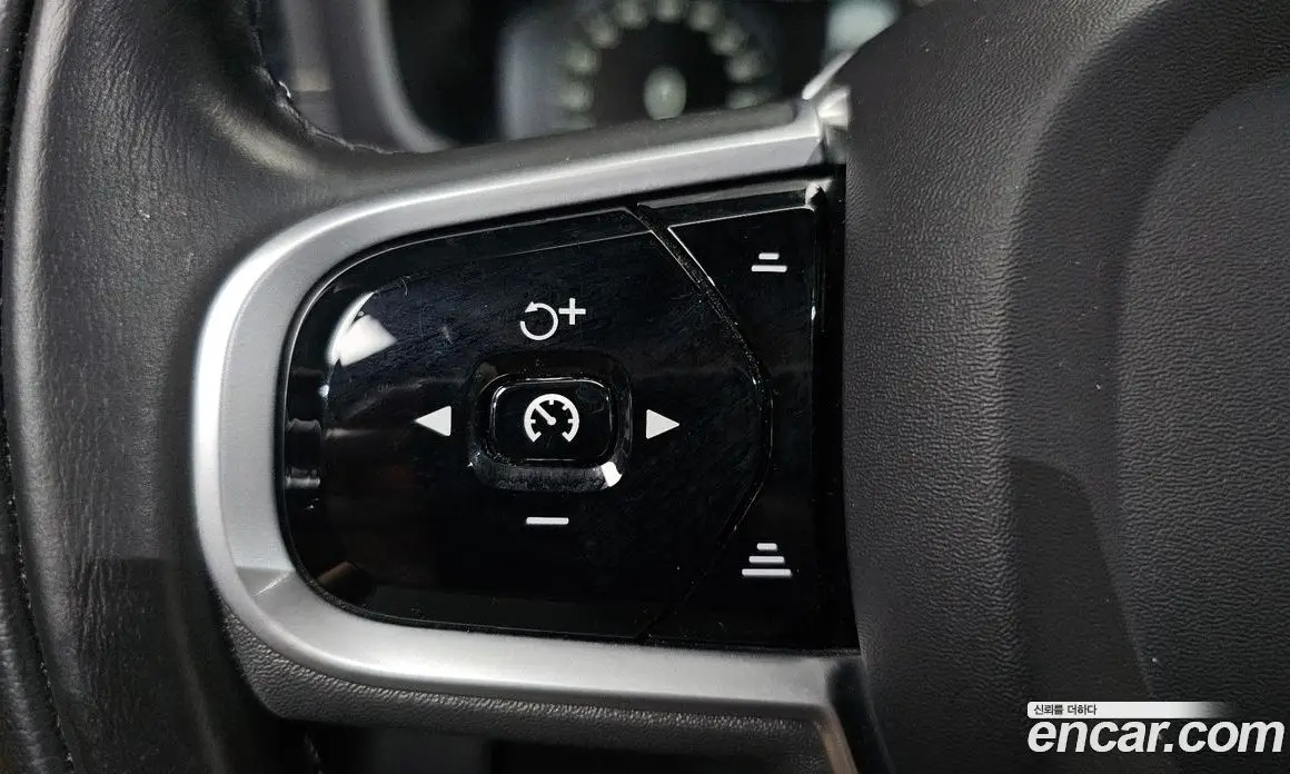 Volvo V60 2020 2.0 автомат (гидро), фото 32 Volvo V60 2020 2.0 автомат (гидро), фото 32