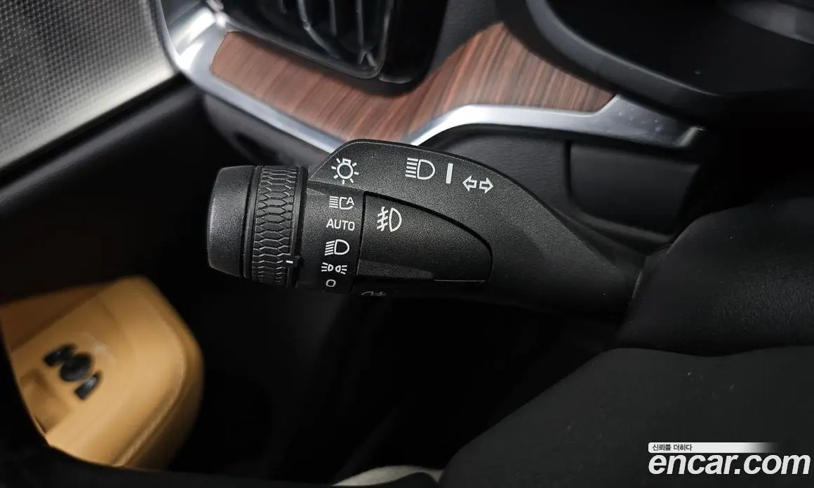 Volvo V60 2020 2.0 автомат (гидро), фото 33 Volvo V60 2020 2.0 автомат (гидро), фото 33