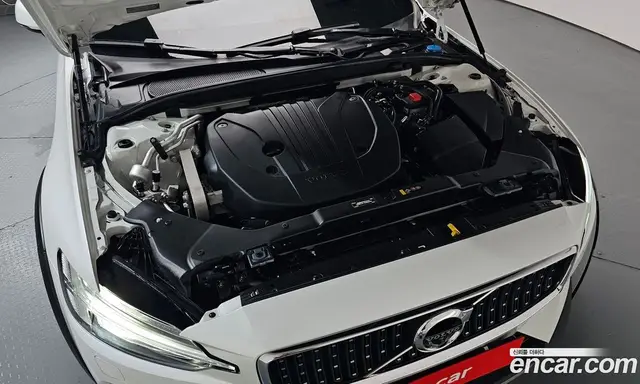 Volvo V60 2020 2.0 автомат (гидро), миниатюра 5 Volvo V60 2020 2.0 автомат (гидро), миниатюра 5