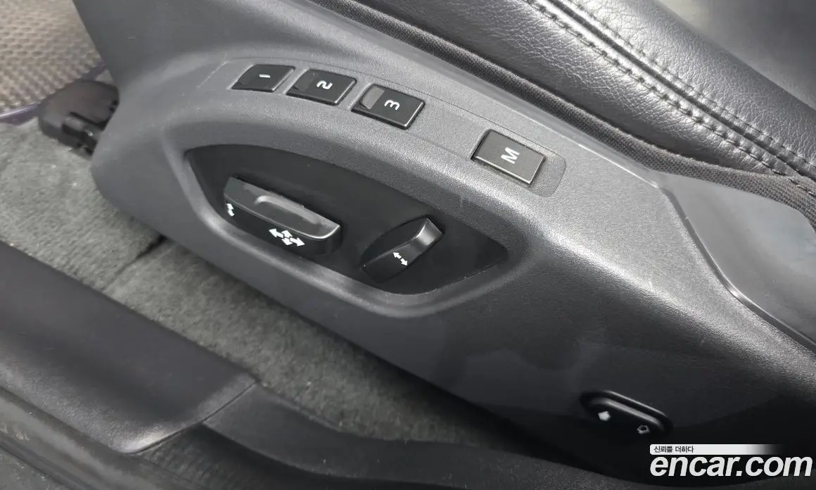 Volvo XC60 2017 2.0 автомат (гидро), фото 18 Volvo XC60 2017 2.0 автомат (гидро), фото 18