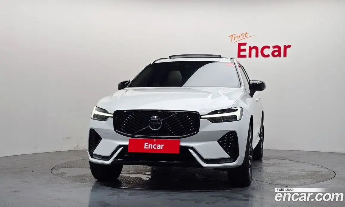 Volvo XC60 2025 2.0 автомат (гидро), фото 3 Volvo XC60 2025 2.0 автомат (гидро), фото 3