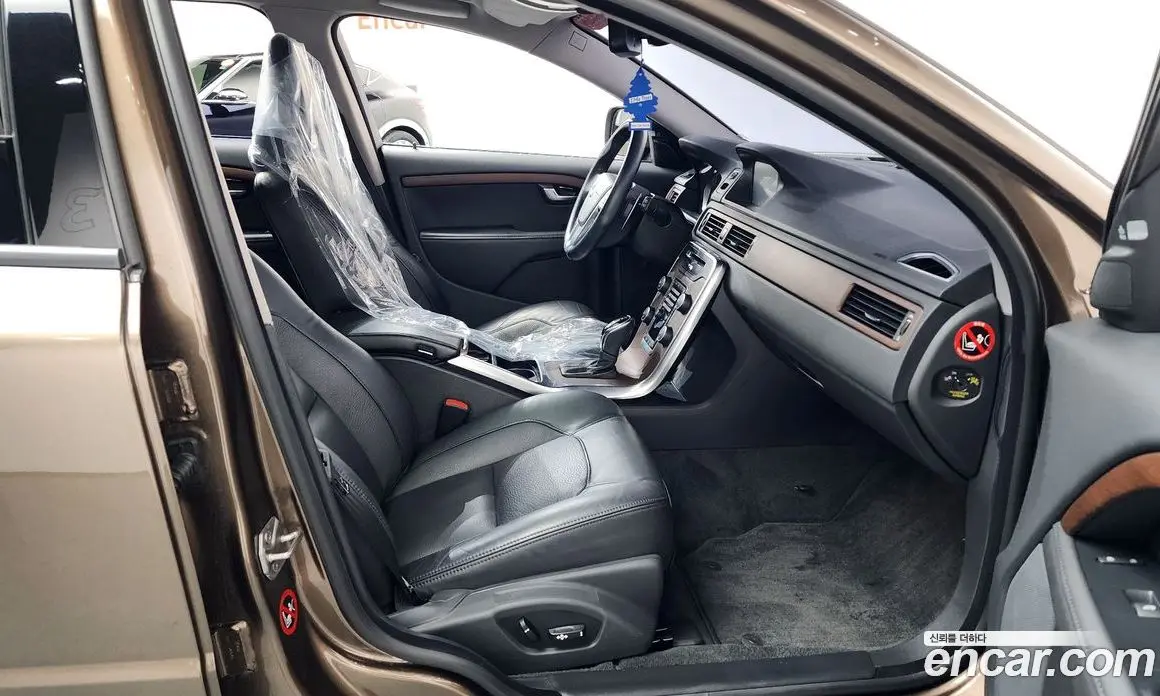 Volvo XC70 2013 2.4 автомат (гидро), фото 15 Volvo XC70 2013 2.4 автомат (гидро), фото 15