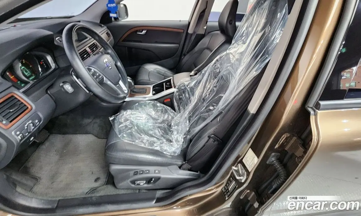 Volvo XC70 2013 2.4 автомат (гидро), фото 27 Volvo XC70 2013 2.4 автомат (гидро), фото 27