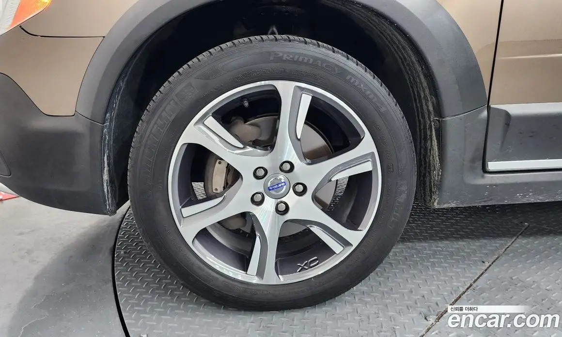 Volvo XC70 2013 2.4 автомат (гидро), фото 4 Volvo XC70 2013 2.4 автомат (гидро), фото 4