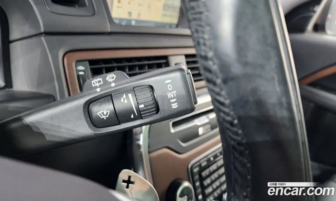 Volvo XC70 2013 2.4 автомат (гидро), фото 36 Volvo XC70 2013 2.4 автомат (гидро), фото 36