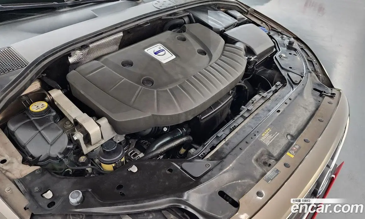 Volvo XC70 2013 2.4 автомат (гидро), фото 5 Volvo XC70 2013 2.4 автомат (гидро), фото 5