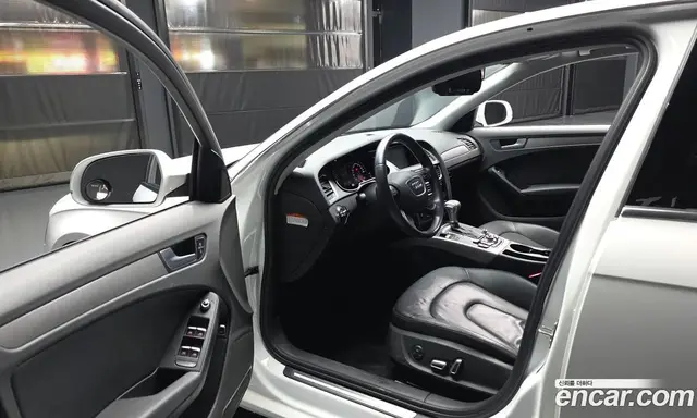 Audi A4 2012 2.0 автомат (гидро), миниатюра 10 Audi A4 2012 2.0 автомат (гидро), миниатюра 10