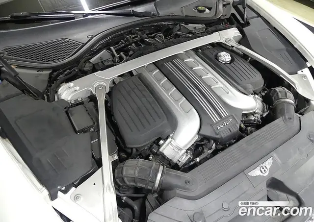 Bentley Continental 2020 6.0 автомат (гидро), миниатюра 6 Bentley Continental 2020 6.0 автомат (гидро), миниатюра 6