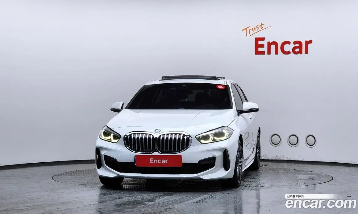 BMW 1 серия 2023 2.0 автомат (гидро), фото 3 BMW 1 серия 2023 2.0 автомат (гидро), фото 3
