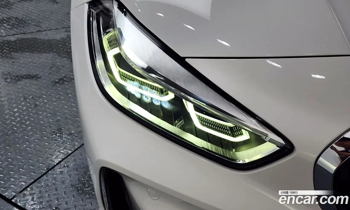 BMW 1 серия 2023 2.0 автомат (гидро), фото 8 BMW 1 серия 2023 2.0 автомат (гидро), фото 8