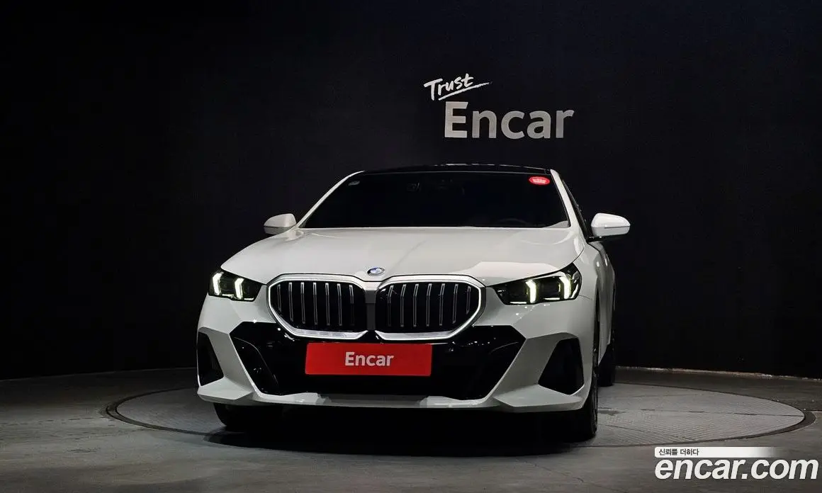 BMW 5 серия 2025 2.0 автомат (гидро), фото 3 BMW 5 серия 2025 2.0 автомат (гидро), фото 3