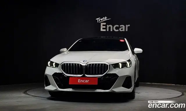 BMW 5 серия 2025 2.0 автомат (гидро), миниатюра 3 BMW 5 серия 2025 2.0 автомат (гидро), миниатюра 3