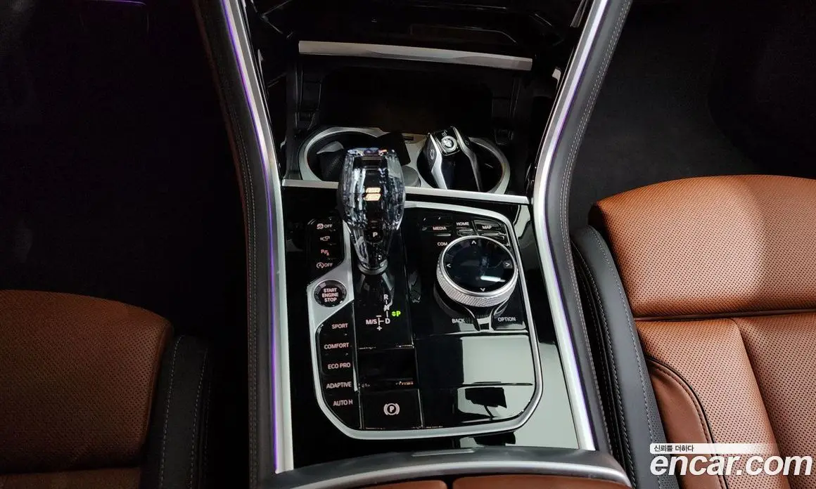 BMW 8 серия 2024 4.4 автомат (гидро), фото 12 BMW 8 серия 2024 4.4 автомат (гидро), фото 12