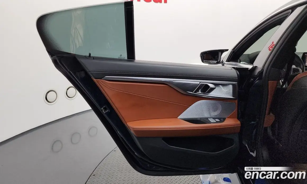 BMW 8 серия 2024 4.4 автомат (гидро), фото 15 BMW 8 серия 2024 4.4 автомат (гидро), фото 15