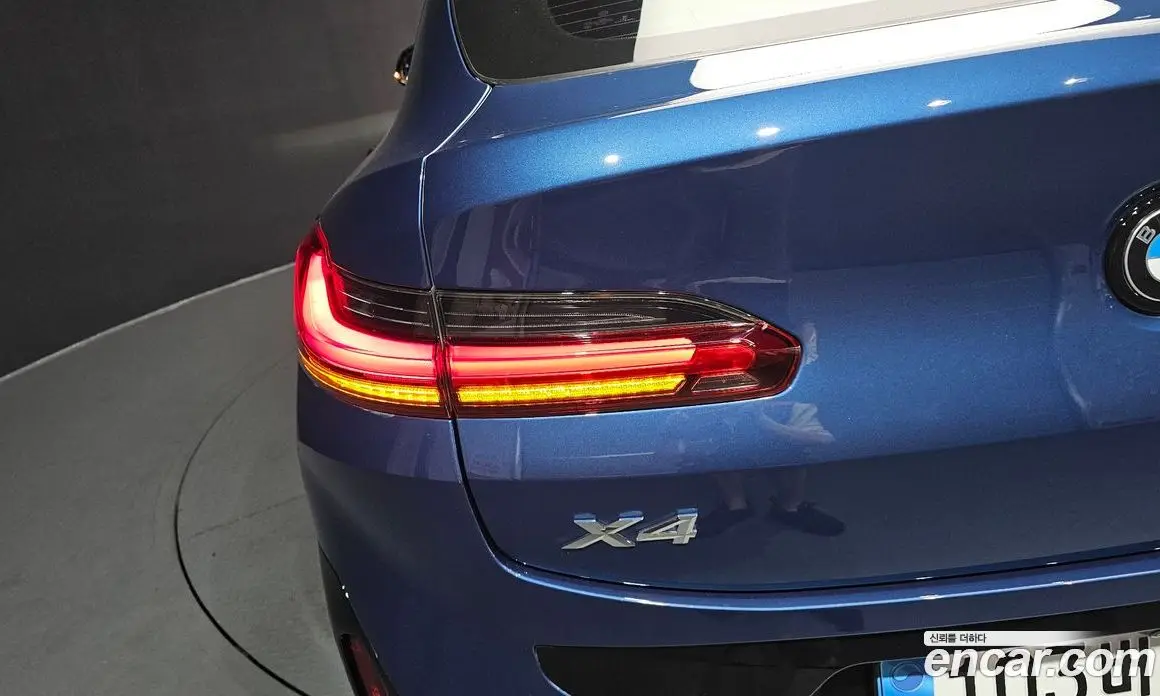 BMW X4 2025 2.0 автомат (гидро), фото 8 BMW X4 2025 2.0 автомат (гидро), фото 8
