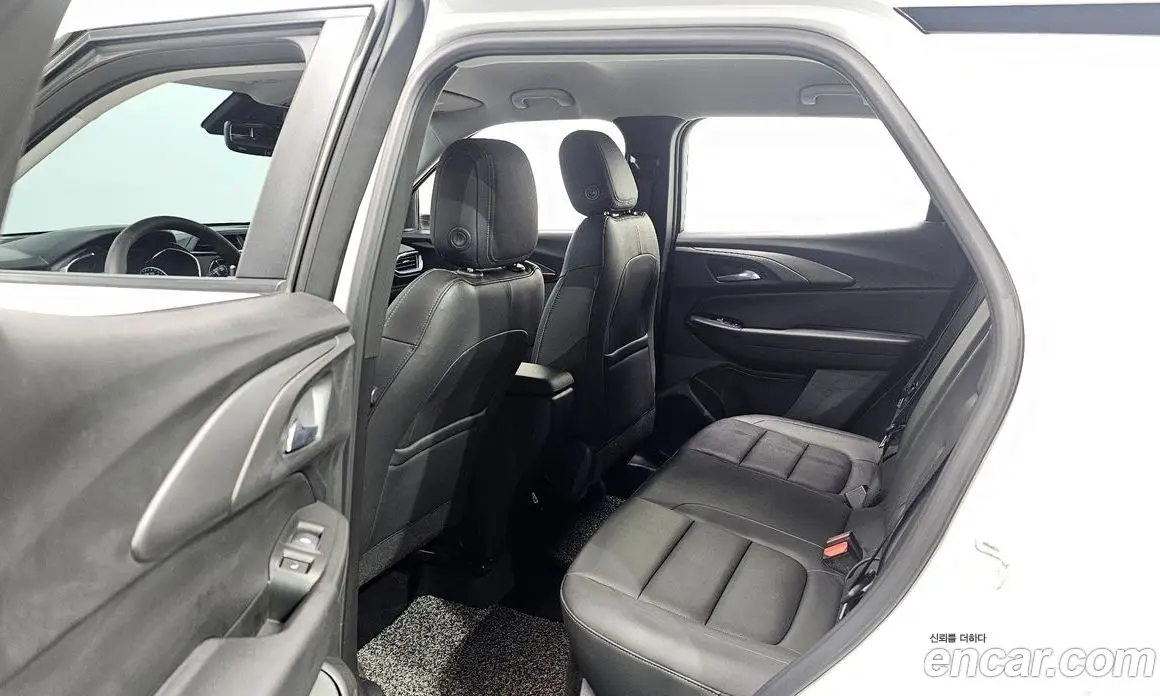 Chevrolet TrailBlazer 2021 1.3 автомат (гидро), фото 17 Chevrolet TrailBlazer 2021 1.3 автомат (гидро), фото 17