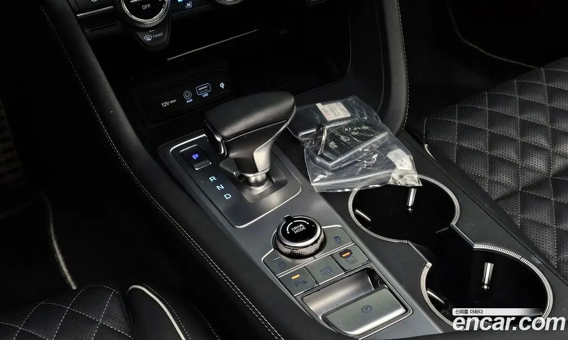 Genesis G70 2018 2.0 автомат (гидро), фото 11 Genesis G70 2018 2.0 автомат (гидро), фото 11