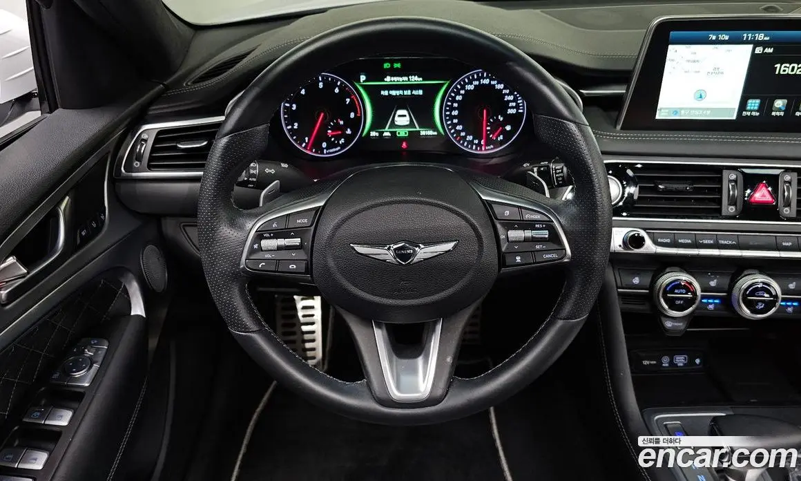 Genesis G70 2018 2.0 автомат (гидро), фото 18 Genesis G70 2018 2.0 автомат (гидро), фото 18