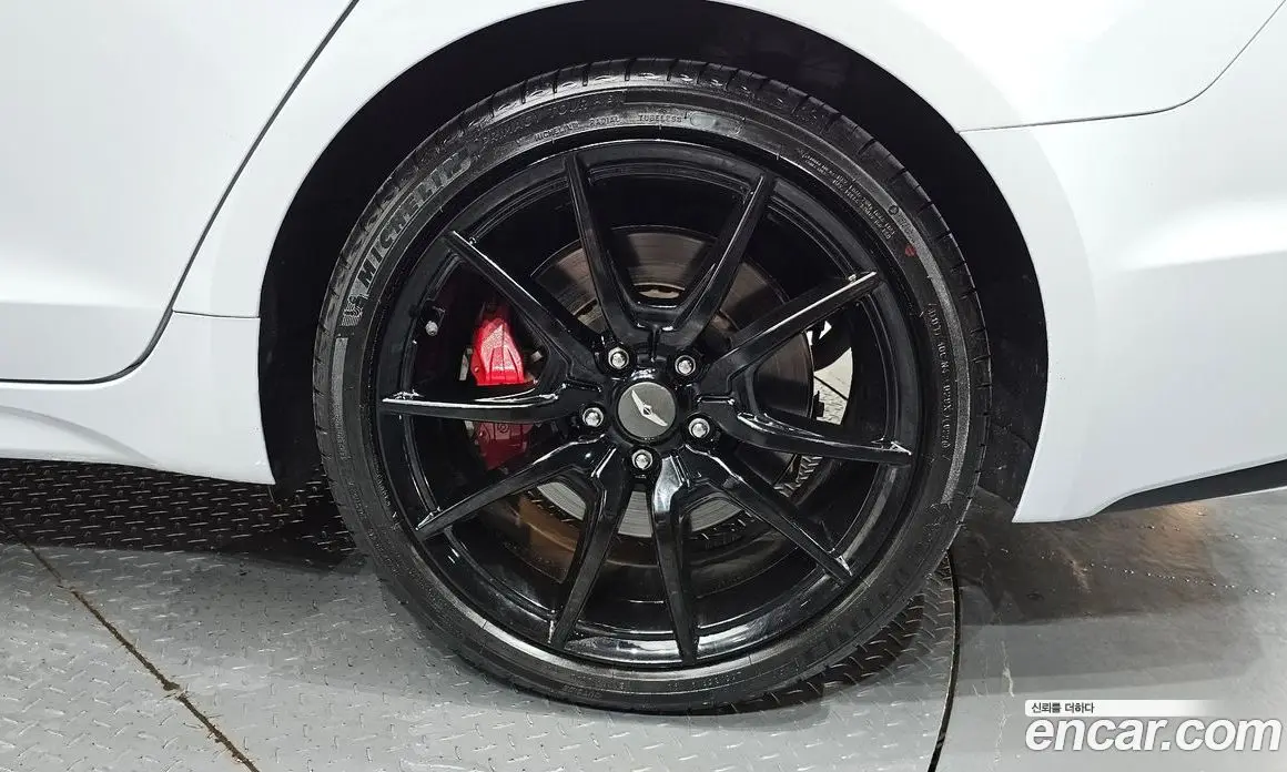 Genesis G70 2018 2.0 автомат (гидро), фото 6 Genesis G70 2018 2.0 автомат (гидро), фото 6