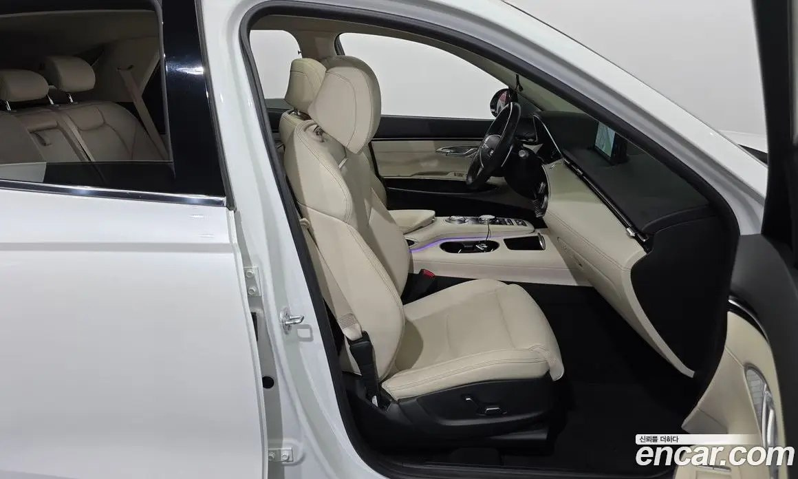 Genesis GV70 2022 2.5 автомат (гидро), фото 17