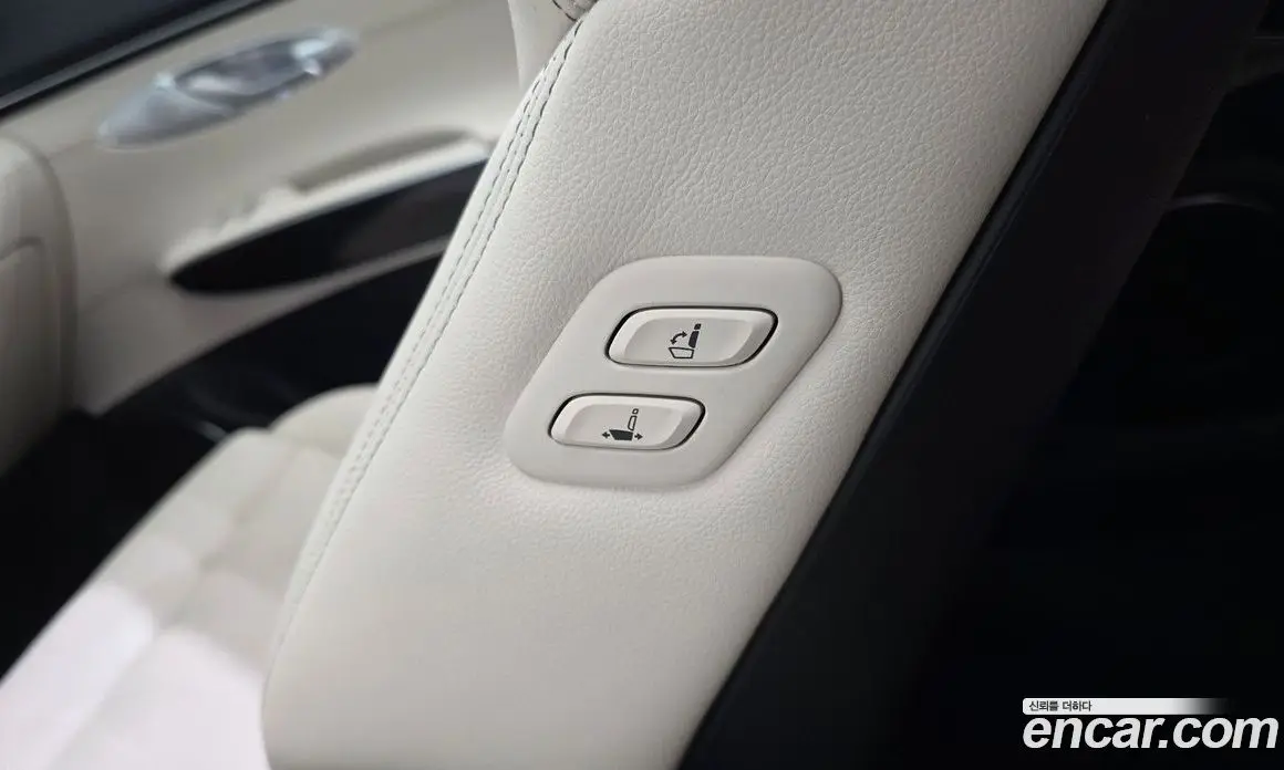 Genesis GV70 2022 2.5 автомат (гидро), фото 29
