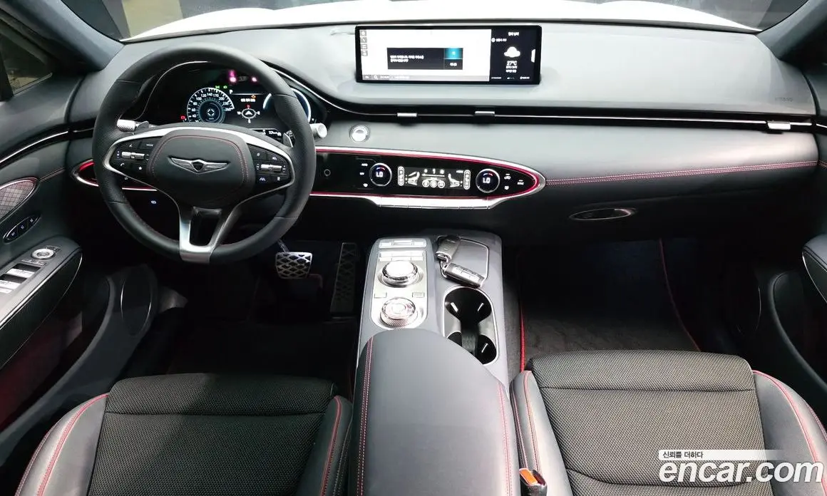 Genesis GV70 2023 2.5 автомат (гидро), фото 7 Genesis GV70 2023 2.5 автомат (гидро), фото 7