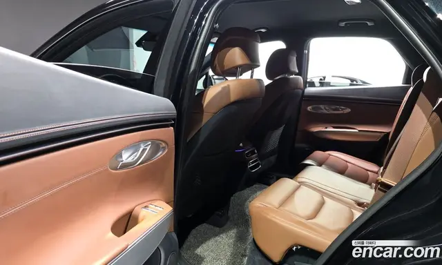 Genesis GV70 2023 2.5 автомат (гидро), миниатюра 11 Genesis GV70 2023 2.5 автомат (гидро), миниатюра 11