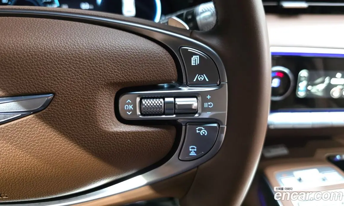 Genesis GV70 2023 2.5 автомат (гидро), фото 18 Genesis GV70 2023 2.5 автомат (гидро), фото 18