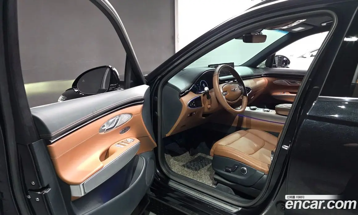 Genesis GV70 2023 2.5 автомат (гидро), фото 10 Genesis GV70 2023 2.5 автомат (гидро), фото 10