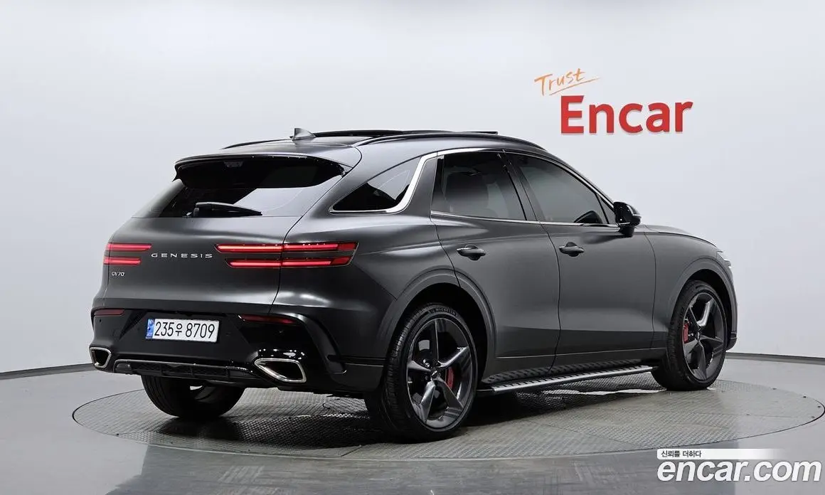 Genesis GV70 2024 3.5 автомат (гидро), фото 1 Genesis GV70 2024 3.5 автомат (гидро), фото 1
