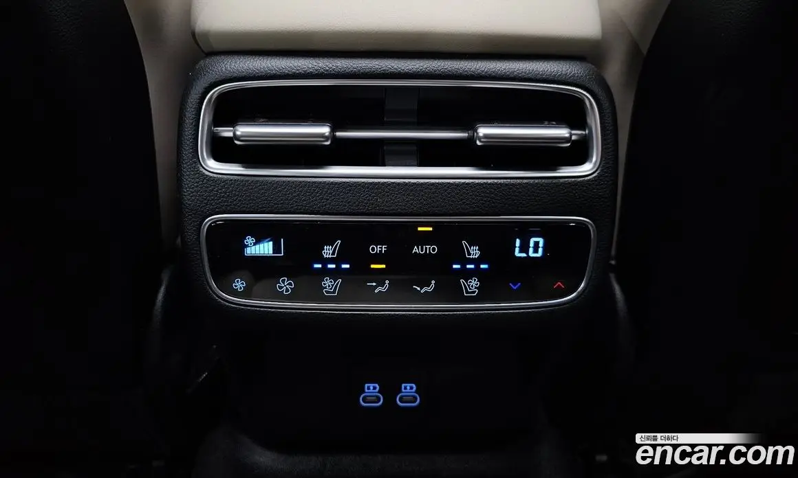 Genesis GV70 2024 3.5 автомат (гидро), фото 31 Genesis GV70 2024 3.5 автомат (гидро), фото 31