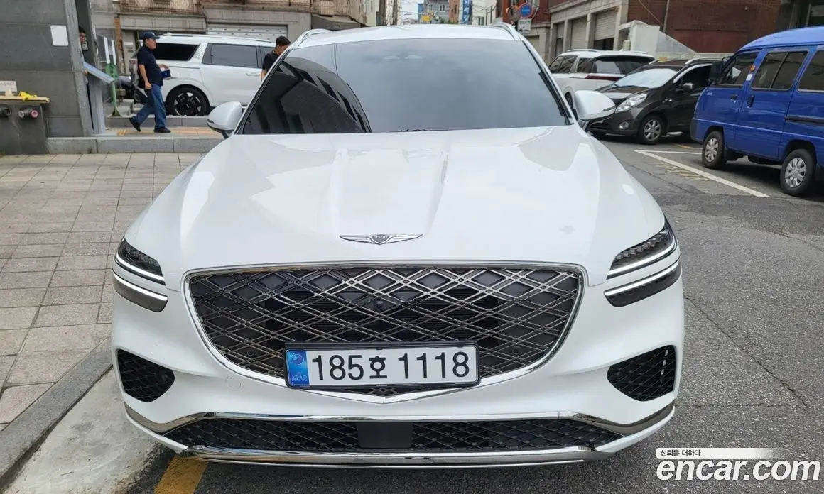 Genesis GV70 2026 2.5 автомат (гидро), фото 2 Genesis GV70 2026 2.5 автомат (гидро), фото 2