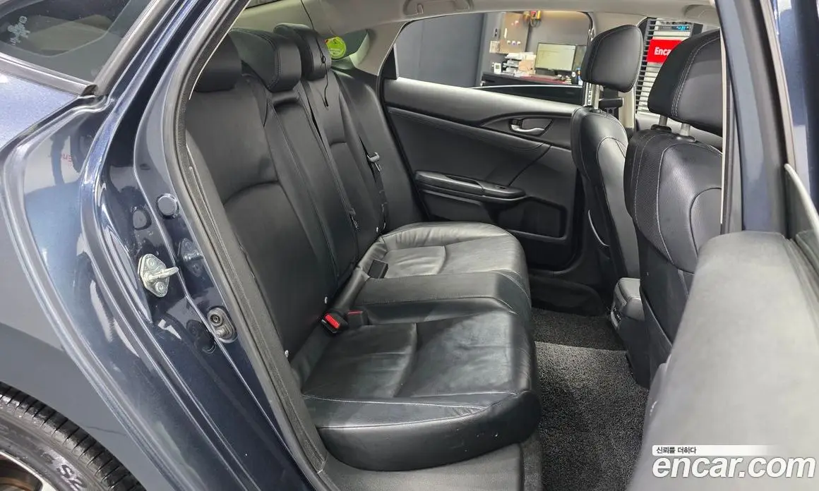 Honda Civic 2017 2.0 автомат (гидро), фото 12 Honda Civic 2017 2.0 автомат (гидро), фото 12