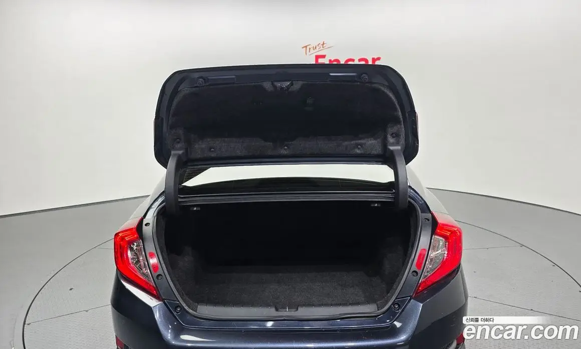 Honda Civic 2017 2.0 автомат (гидро), фото 20 Honda Civic 2017 2.0 автомат (гидро), фото 20