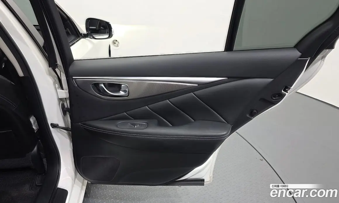 Infiniti Q50 2018 3.5 автомат (гидро), фото 15