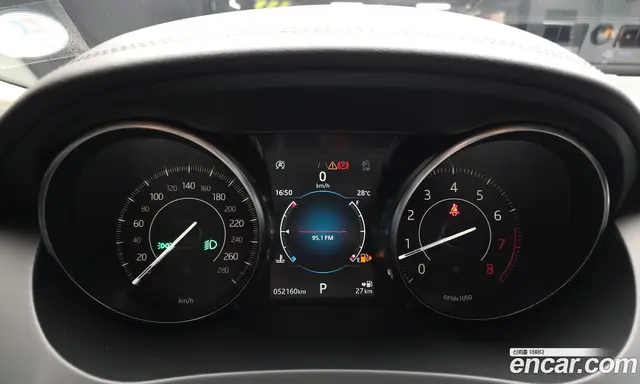 Jaguar E-Pace 2018 2.0 автомат (гидро), миниатюра 11 Jaguar E-Pace 2018 2.0 автомат (гидро), миниатюра 11