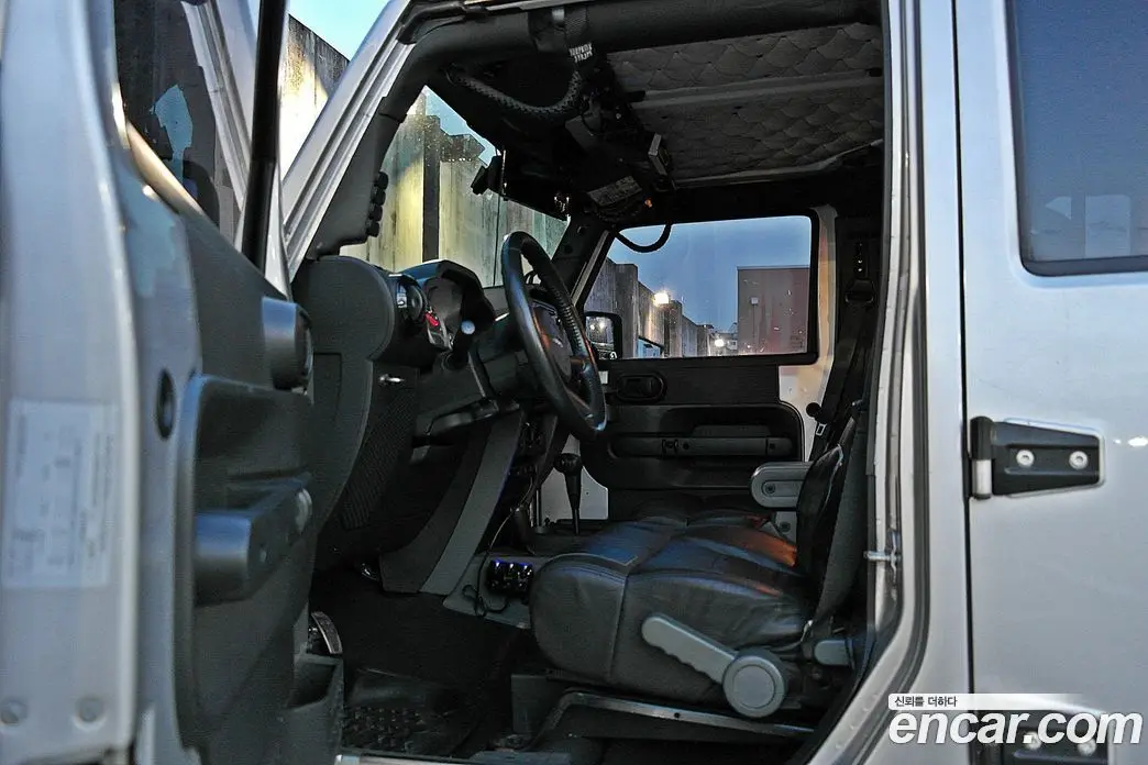 Jeep Wrangler 2009 2.8 автомат (гидро), фото 12