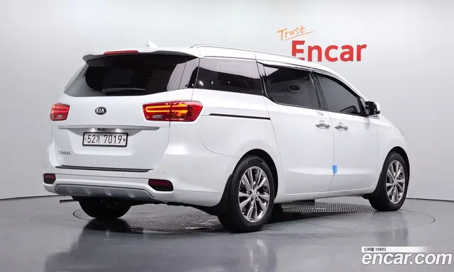 Kia Carnival 2019 2.2 автомат (гидро), миниатюра 2 Kia Carnival 2019 2.2 автомат (гидро), миниатюра 2