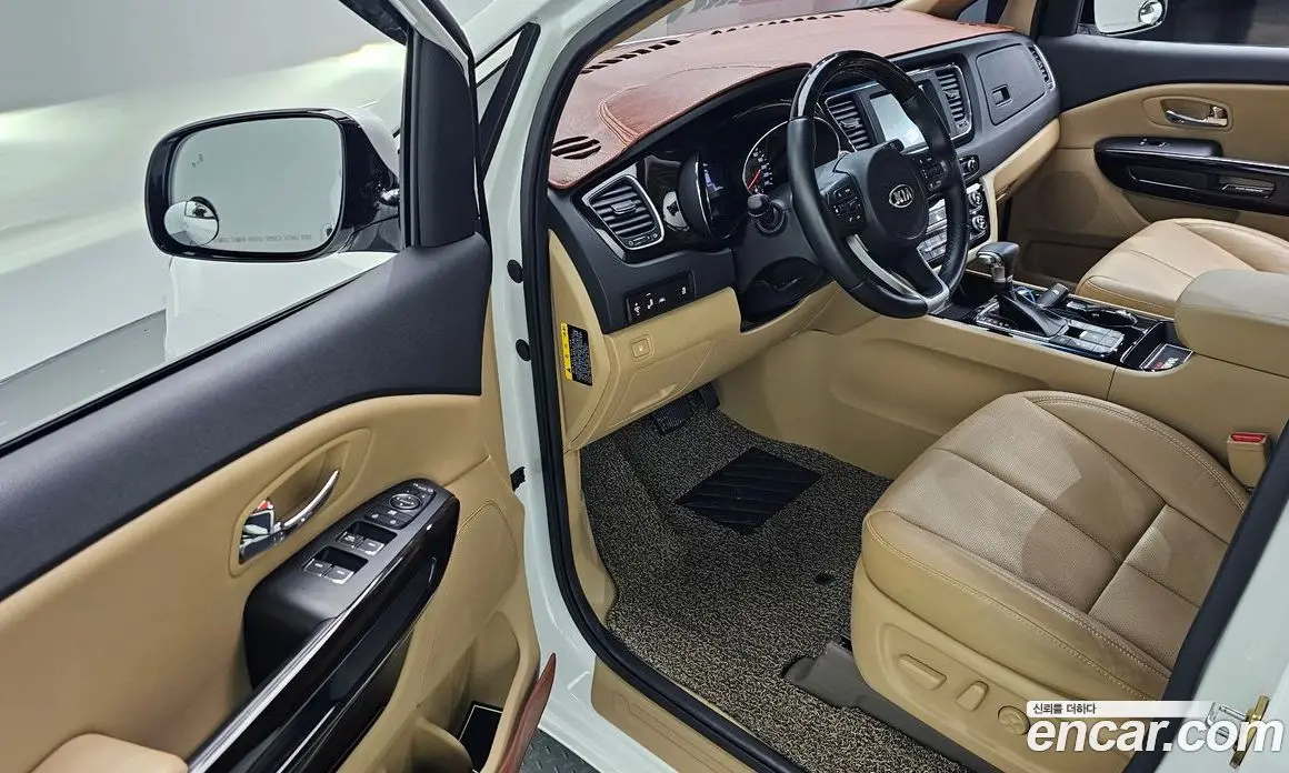 Kia Carnival 2019 2.2 автомат (гидро), фото 13 Kia Carnival 2019 2.2 автомат (гидро), фото 13