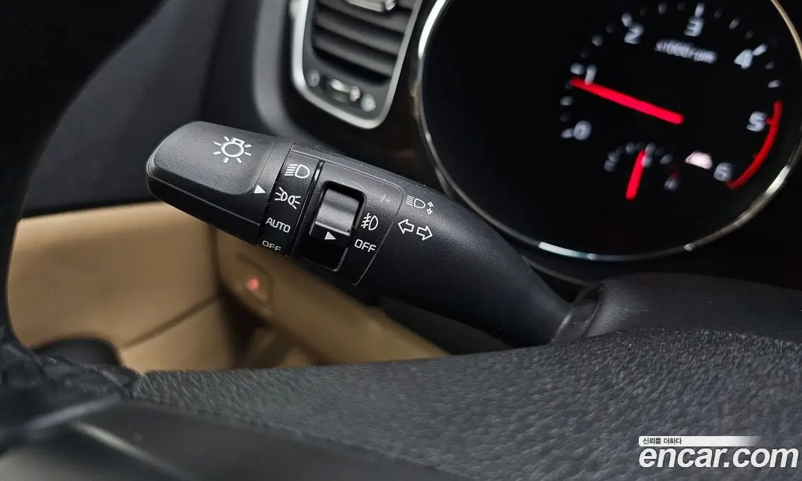 Kia Carnival 2019 2.2 автомат (гидро), фото 28 Kia Carnival 2019 2.2 автомат (гидро), фото 28