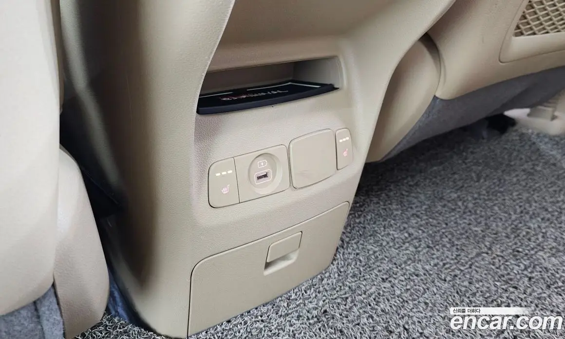Kia Carnival 2019 2.2 автомат (гидро), фото 30 Kia Carnival 2019 2.2 автомат (гидро), фото 30