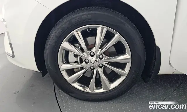 Kia Carnival 2019 2.2 автомат (гидро), миниатюра 5 Kia Carnival 2019 2.2 автомат (гидро), миниатюра 5