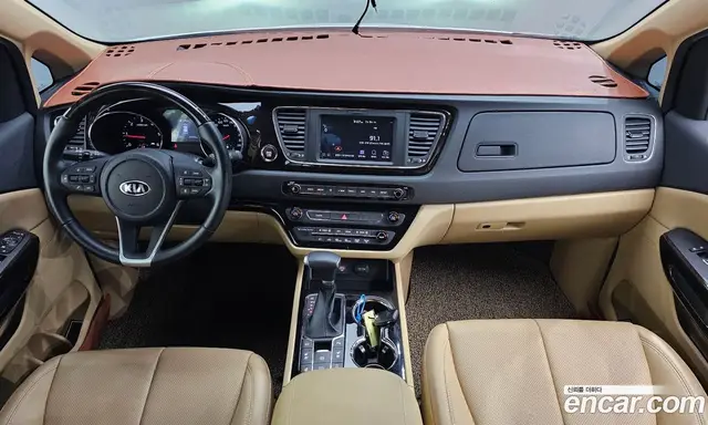 Kia Carnival 2019 2.2 автомат (гидро), миниатюра 10 Kia Carnival 2019 2.2 автомат (гидро), миниатюра 10