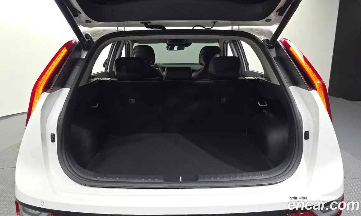Kia Niro 2024 1.6 автомат (гидро), фото 26 Kia Niro 2024 1.6 автомат (гидро), фото 26