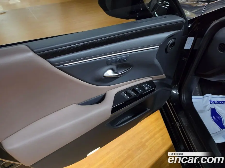 Lexus ES 2023 2.5 автомат (вариатор), фото 15 Lexus ES 2023 2.5 автомат (вариатор), фото 15