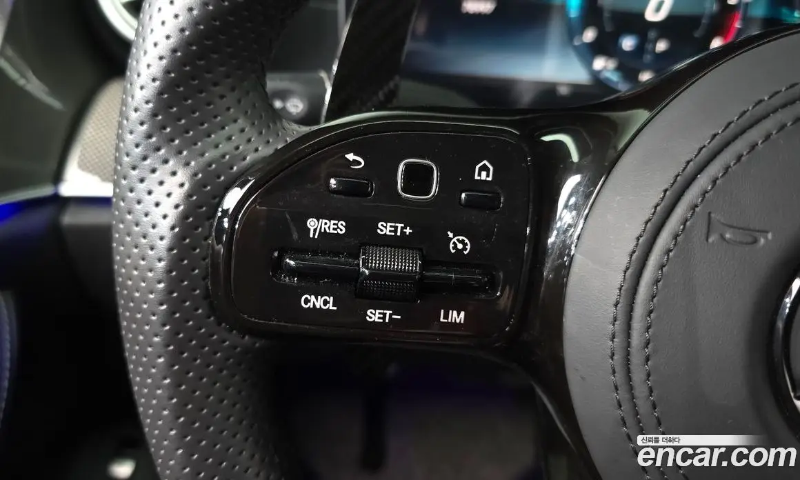 Mercedes-Benz CLS-Class 2019 1.9 автомат (гидро), фото 20 Mercedes-Benz CLS-Class 2019 1.9 автомат (гидро), фото 20