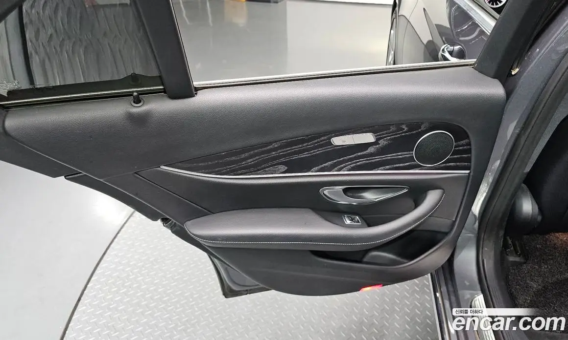 Mercedes-Benz E-Class 2017 2.0 автомат (гидро), фото 14